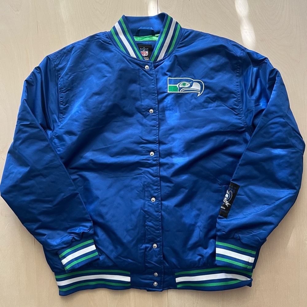 Seattle Seahawks Satin NEW!!! Men’s Jacket size L